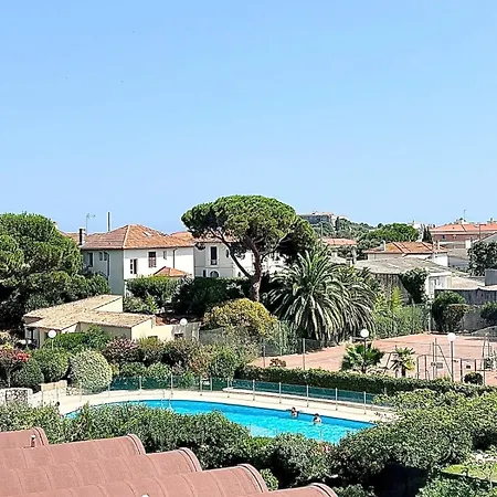 Vue 2 Pieces Tennis Piscine Plages Antibes