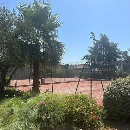 Vue 2 Pieces Tennis Piscine Plages Apartamento
